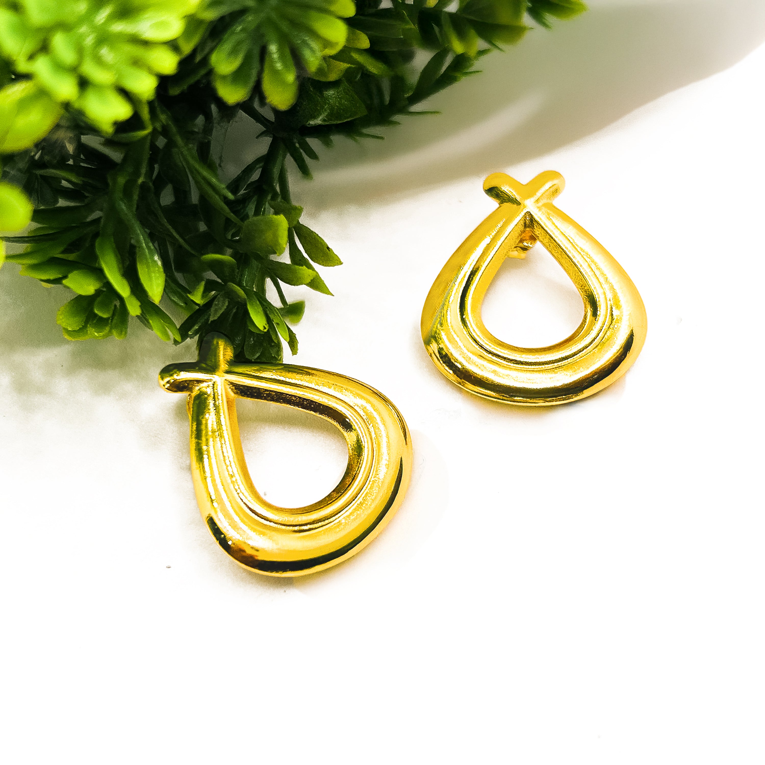 Mirror Finish Teardrop Stud Earrings